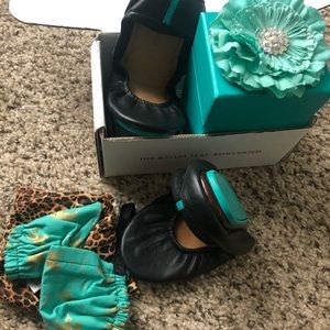 Tieks matte black size 7